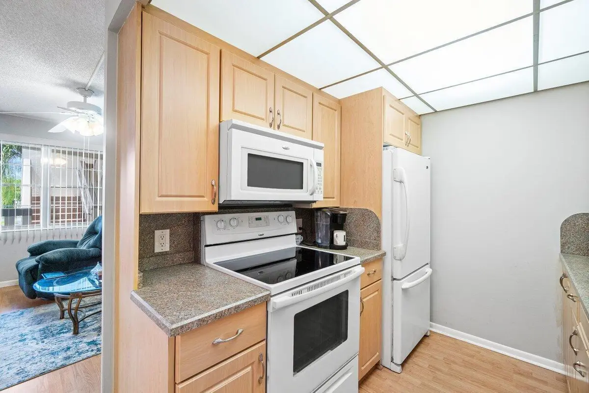 007-2046RexfordC-BocaRaton-FL-33434-SMAL at 2046 Rexford C, Boca Raton