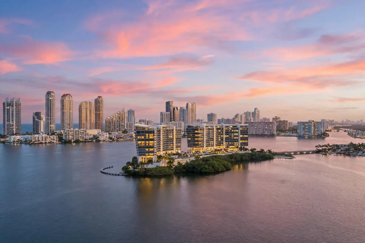 1-19-3370 Hidden Bay Dr #2409_019_twilig at 3370 SW Hidden Bay Drive 2409, Aventura