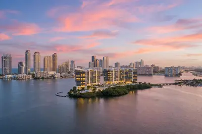 3370 SW Hidden Bay Drive 2409, Aventura – Condominium for sale