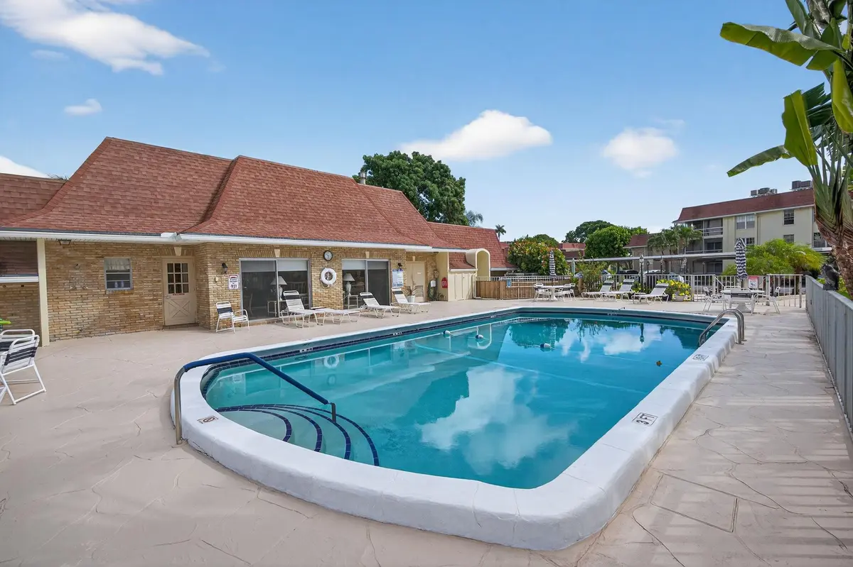 Photo 1 at 5580 Tamberlane Circle 133, Palm Beach Gardens