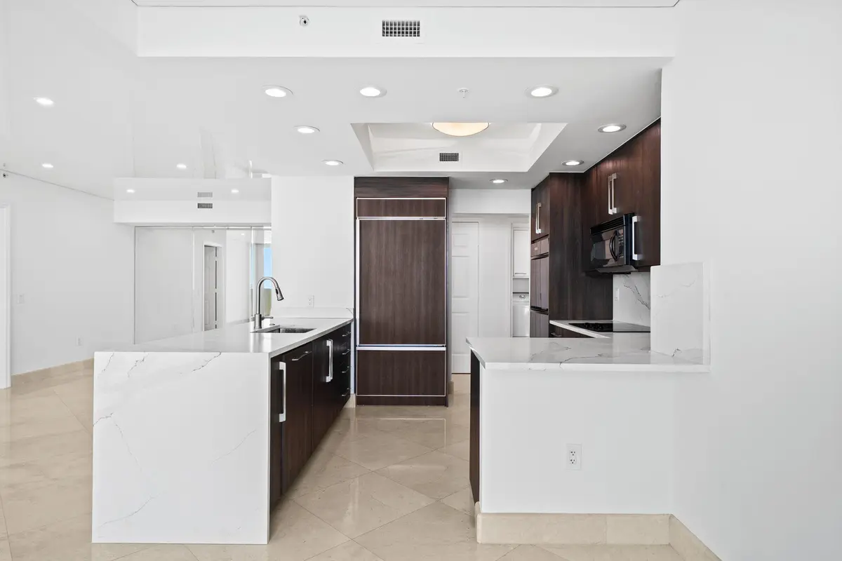 13-web-or-mls-A7R07156 copy at 411 N New River Dr Drive 3605, Fort Lauderdale