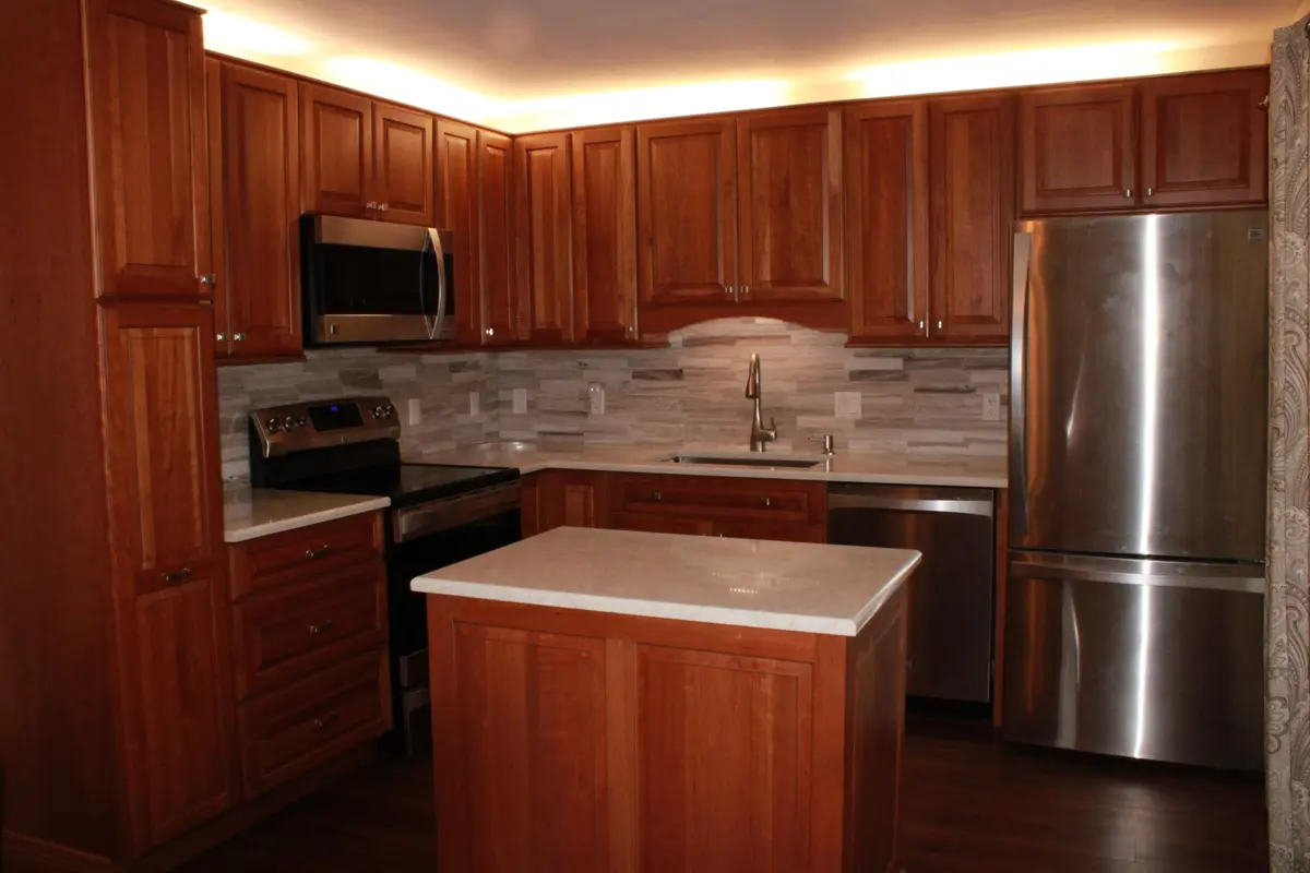 kitchen at 716 7th Lane, Palm Beach Gardens