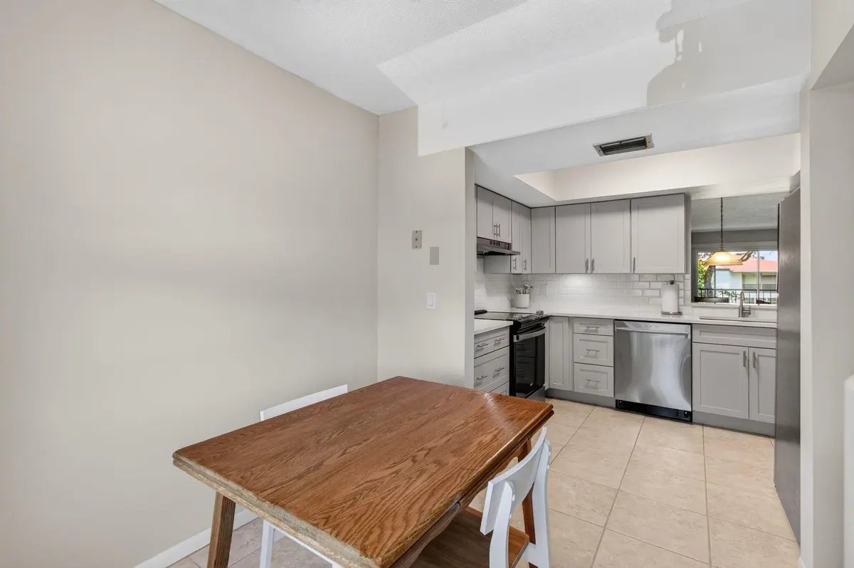 Kitchen Eat In Area at 6600 S Oriole Boulevard, Delray Beach