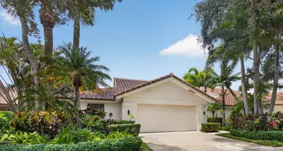 2613 Mohawk Circle, West Palm Beach – Single Family Residence for sale