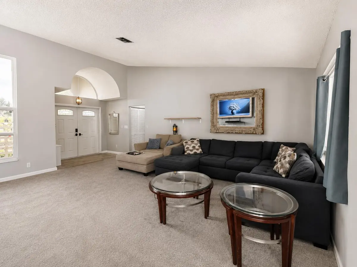 62EFCBC9-5E3A-4E9D-821C-88C9DD08B0B5 at 2171 Amesbury Circle, Wellington