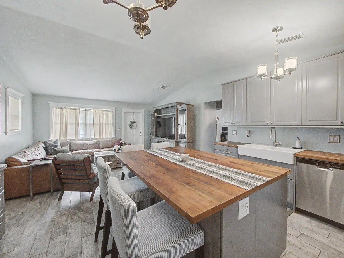 8-web-or-mls-008 at 13836 42nd Road, West Palm Beach