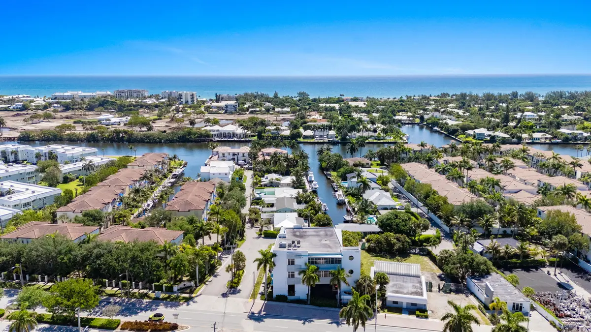 DJI_20260428105635_0003_D at 3330 N Federal Highway, Boynton Beach