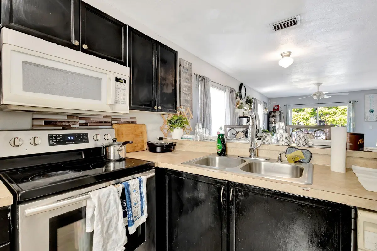 5-web-or-mls-_82A2476 at 87 Pheasant Run Boulevard, West Palm Beach