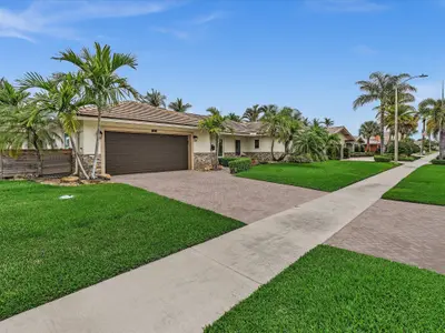 1525 SE 12th Street, Deerfield Beach – Single Family Residence for sale