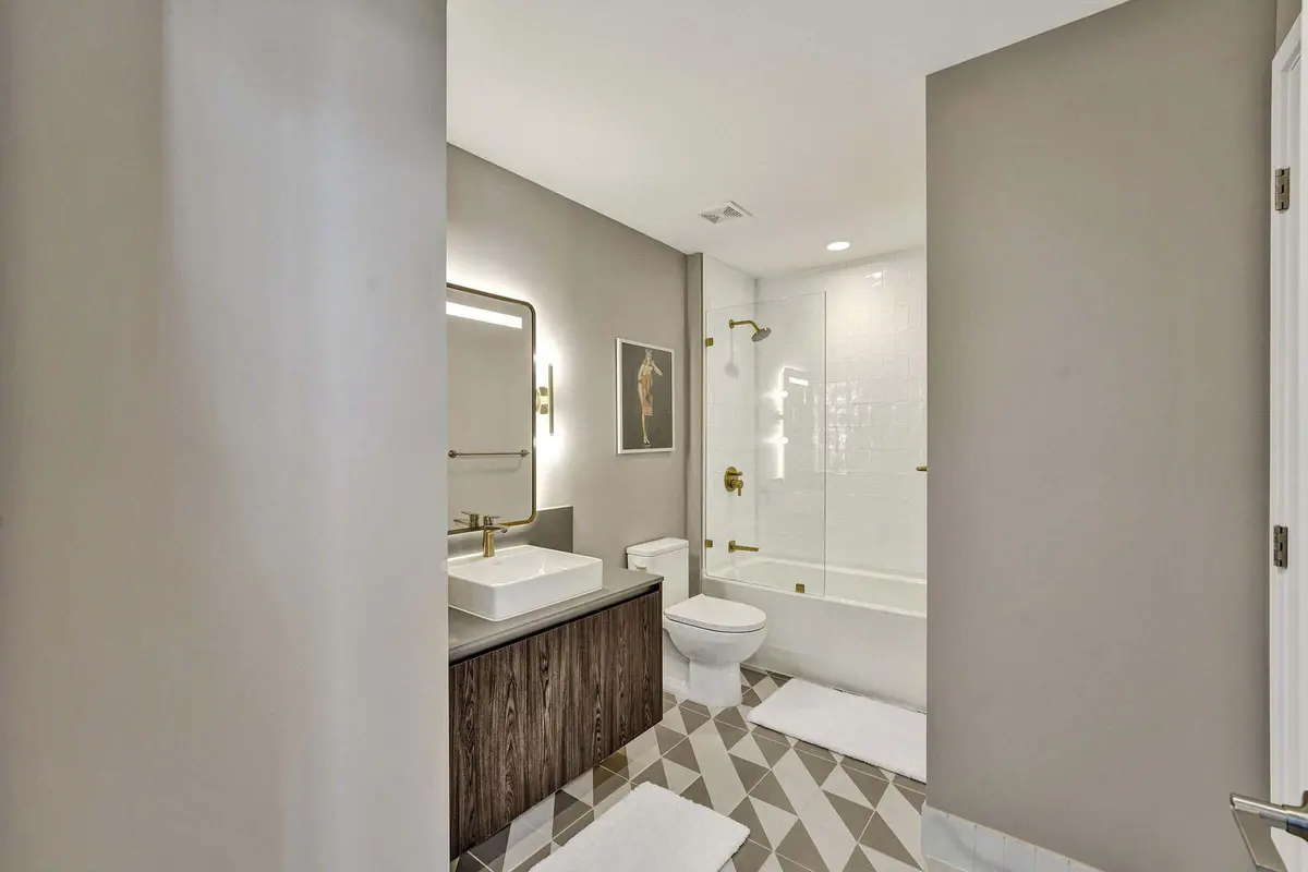 20240920143539577342000000-o at 159 NE 6th Street 4813, Miami