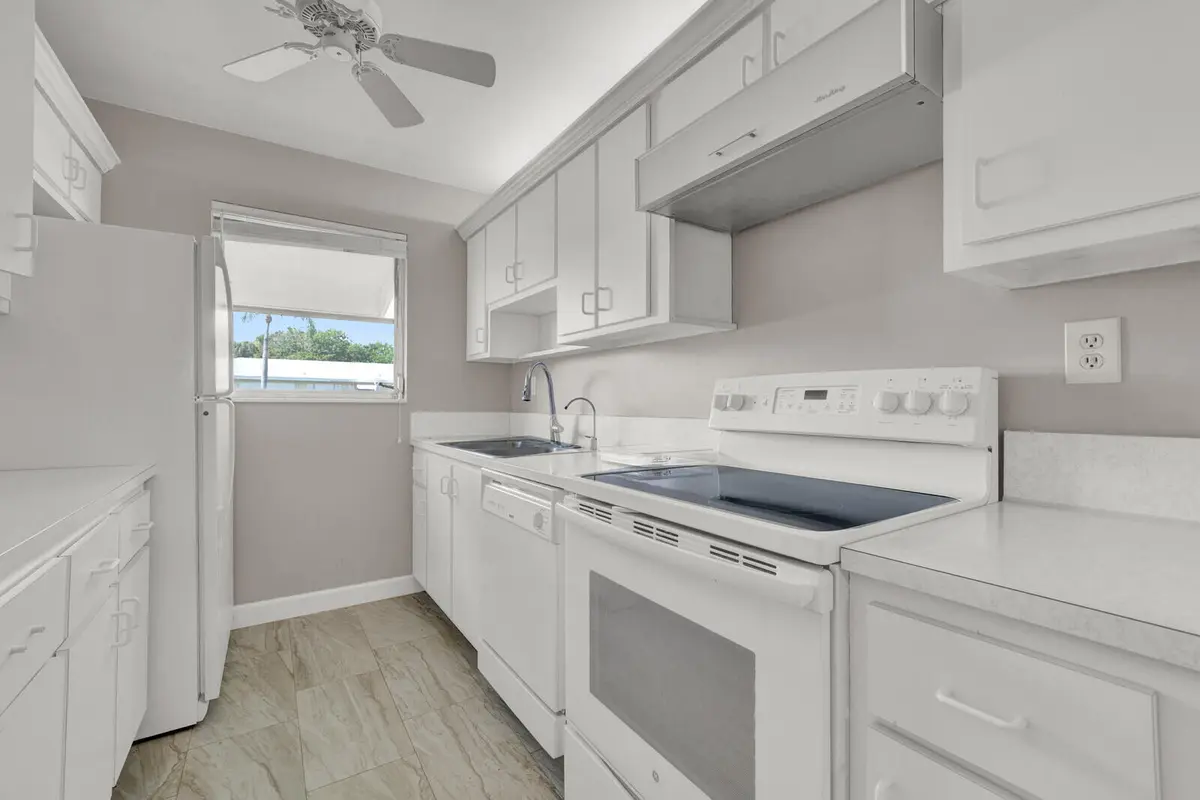 10_Image_10_mls at 185 High Point Terrace B, Delray Beach