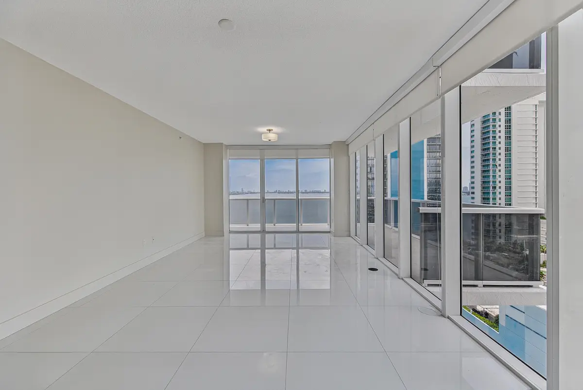 Living Rm & East View at 600 NE 27th Street 1605, Miami