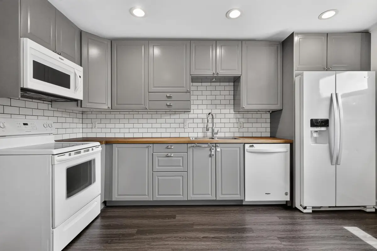 10-web-or-mls-_14A0053 at 5258 Canal Circle, Lake Worth