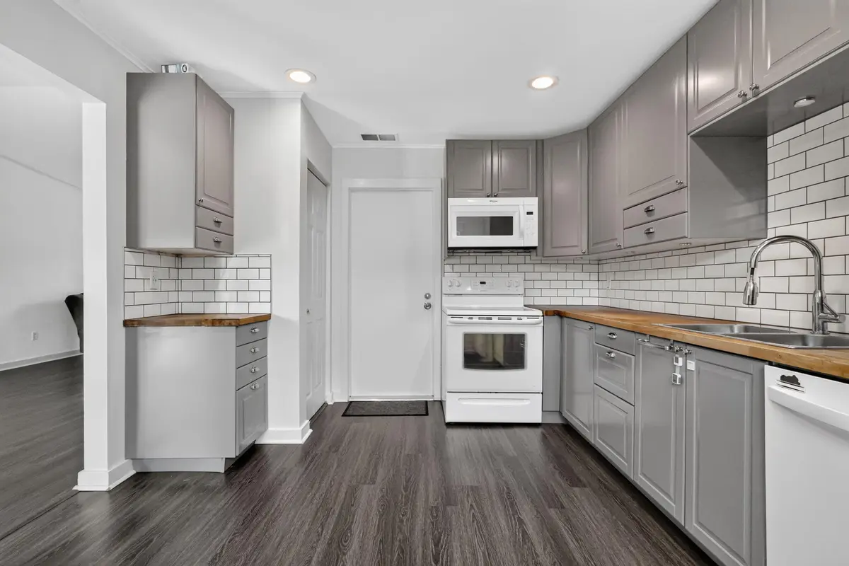 8-web-or-mls-_14A0045 at 5258 Canal Circle, Lake Worth