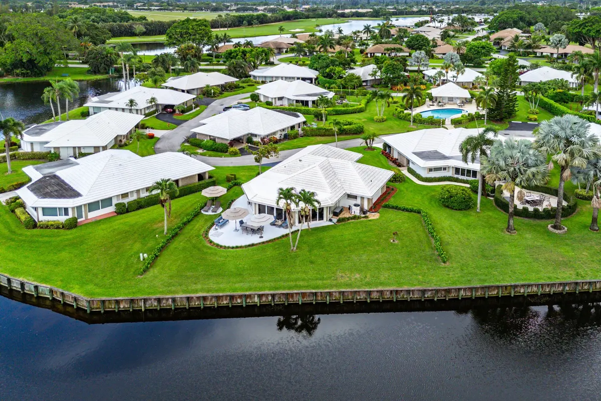 JUST WOW! at 362 Yorktowne Circle, Atlantis