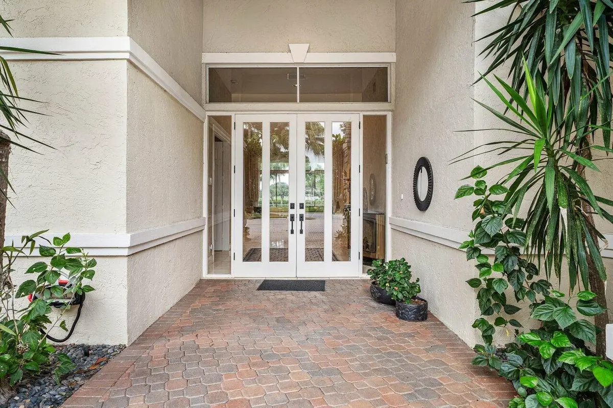 118 W Village Way at 118 W Village Way, Jupiter