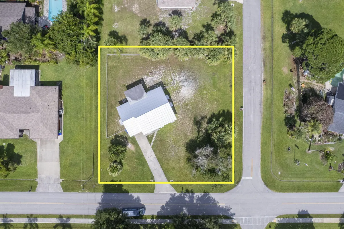 .33 acres at 273 Easy Street, Sebastian