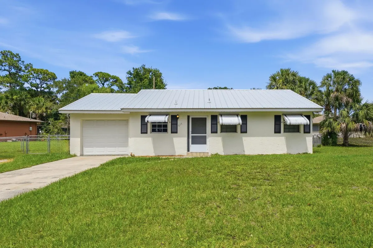 Front Exterior at 273 Easy Street, Sebastian