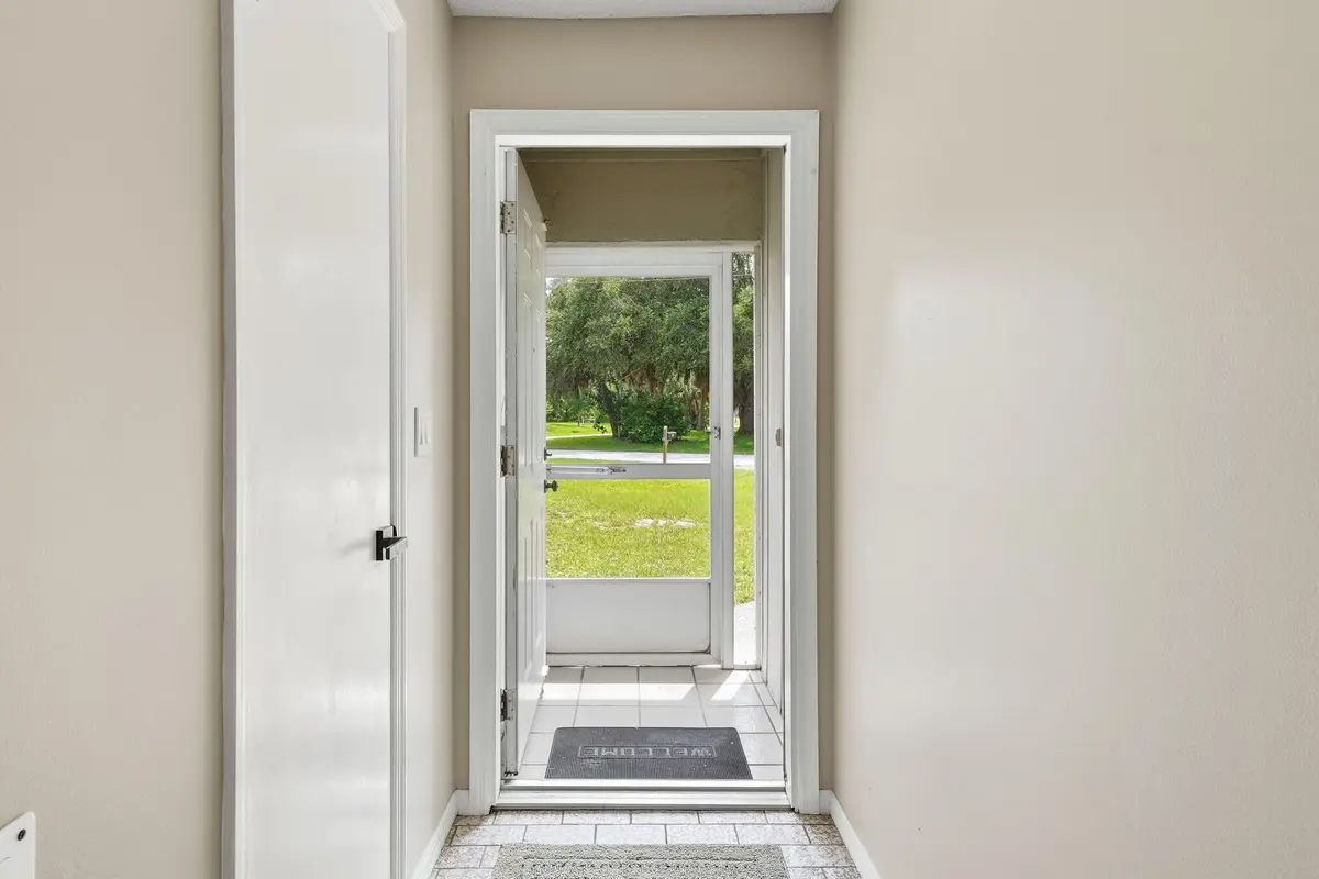 Foyer at 273 Easy Street, Sebastian