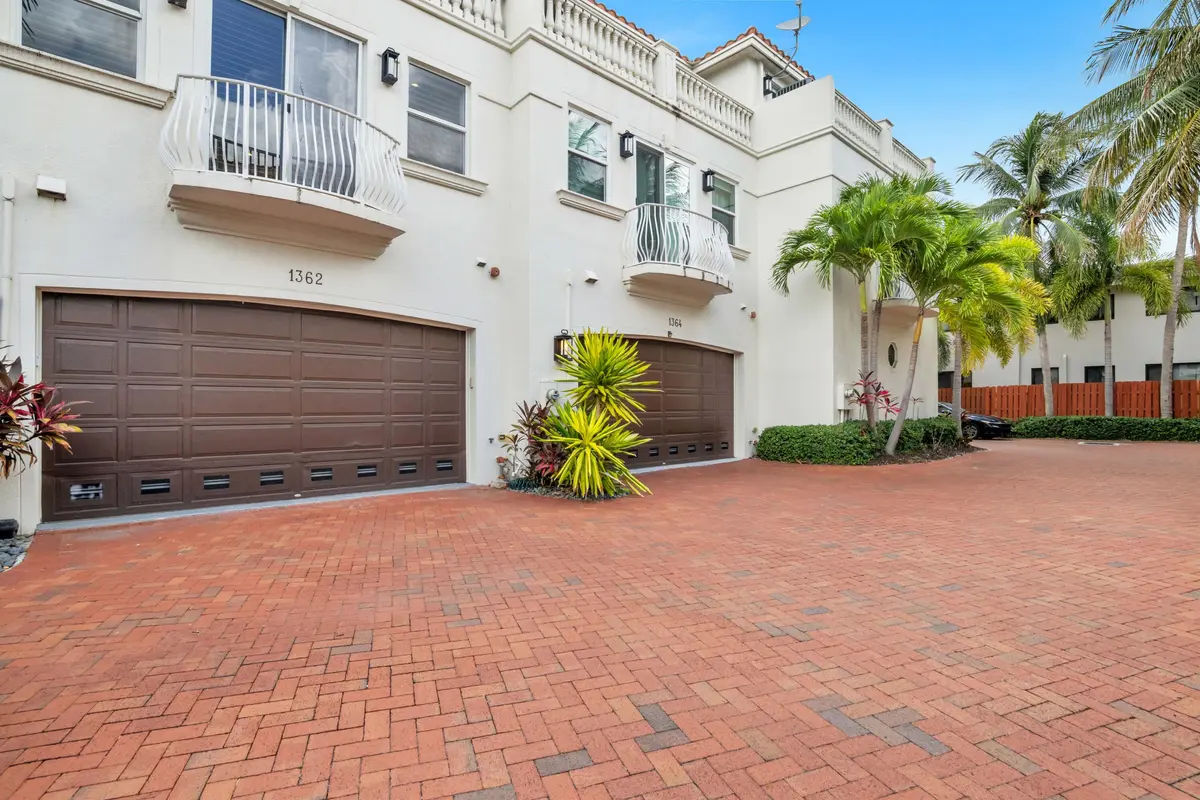 1362 Bayview Dr-3 at 1362 Bayview Drive, Fort Lauderdale