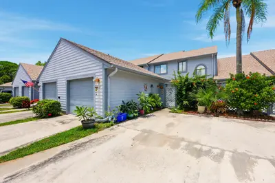 6167 SE Georgetown Place, Hobe Sound – Townhouse for sale