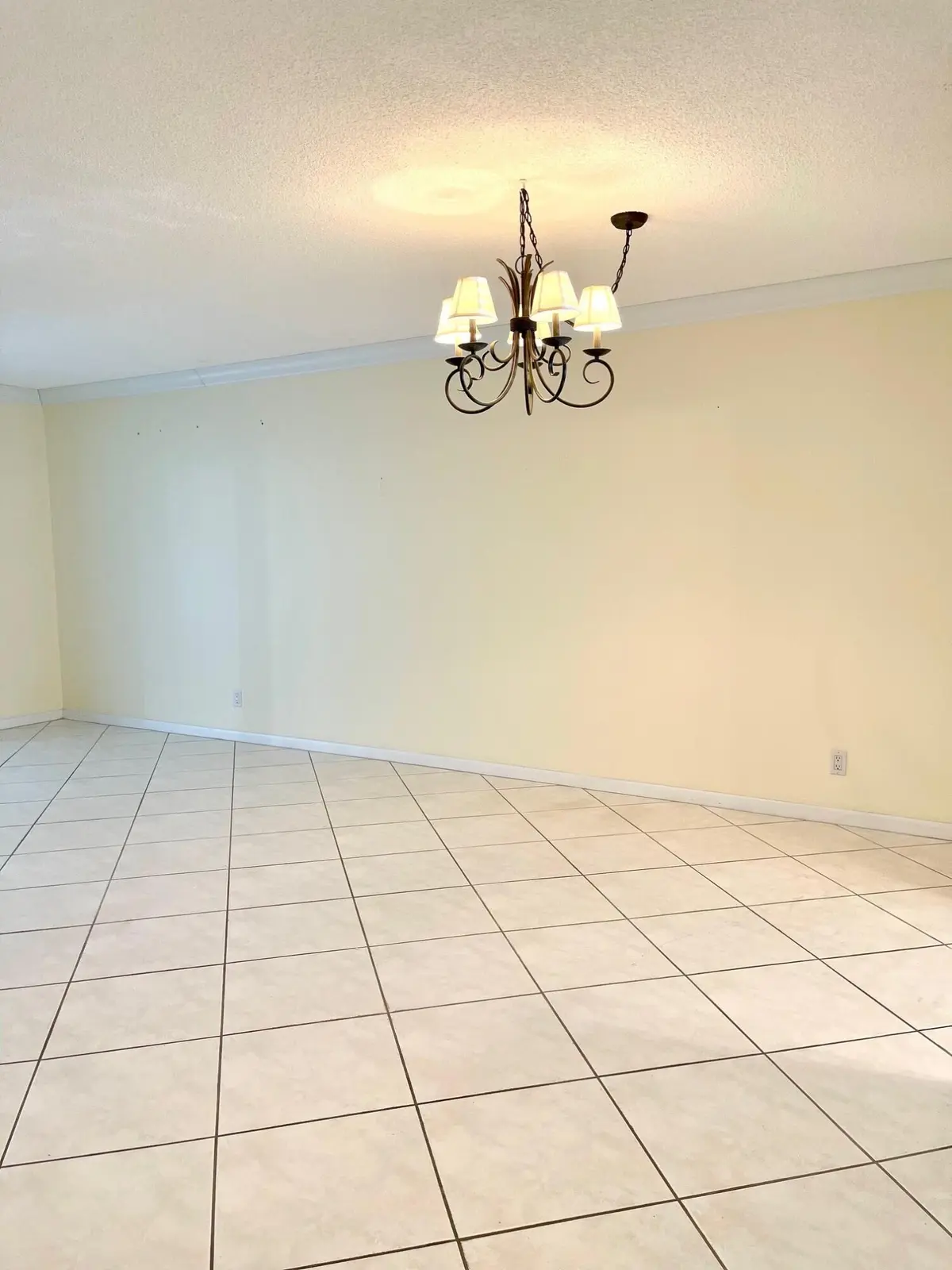 105 Oxford Living:Dining at 105 Oxford 500 105, West Palm Beach