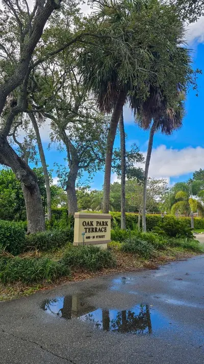 400 18th Street D, Vero Beach – Condominium for sale