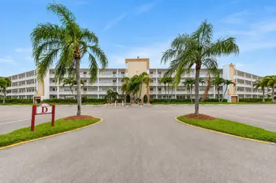 1069 Cornwall D, Boca Raton – Condominium for sale