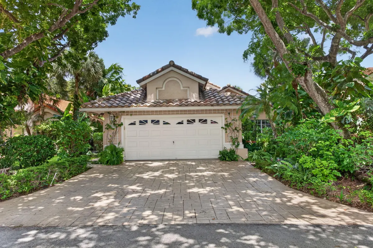 1-web-or-mls-001L5832 at 526 Misty Oaks Drive, Pompano Beach