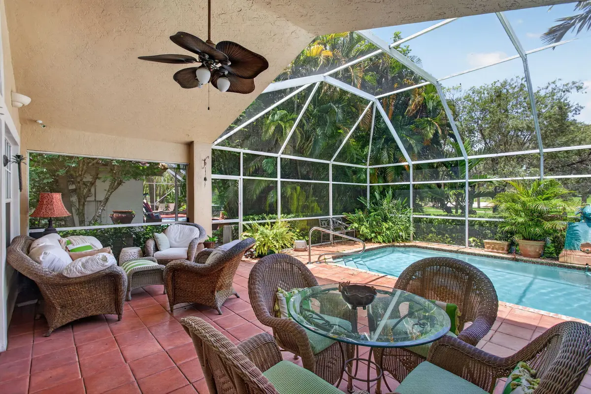 8-web-or-mls-001L5861 at 526 Misty Oaks Drive, Pompano Beach