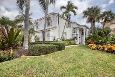 2070 Chagall Circle, West Palm Beach – Single Family Residence for rent
