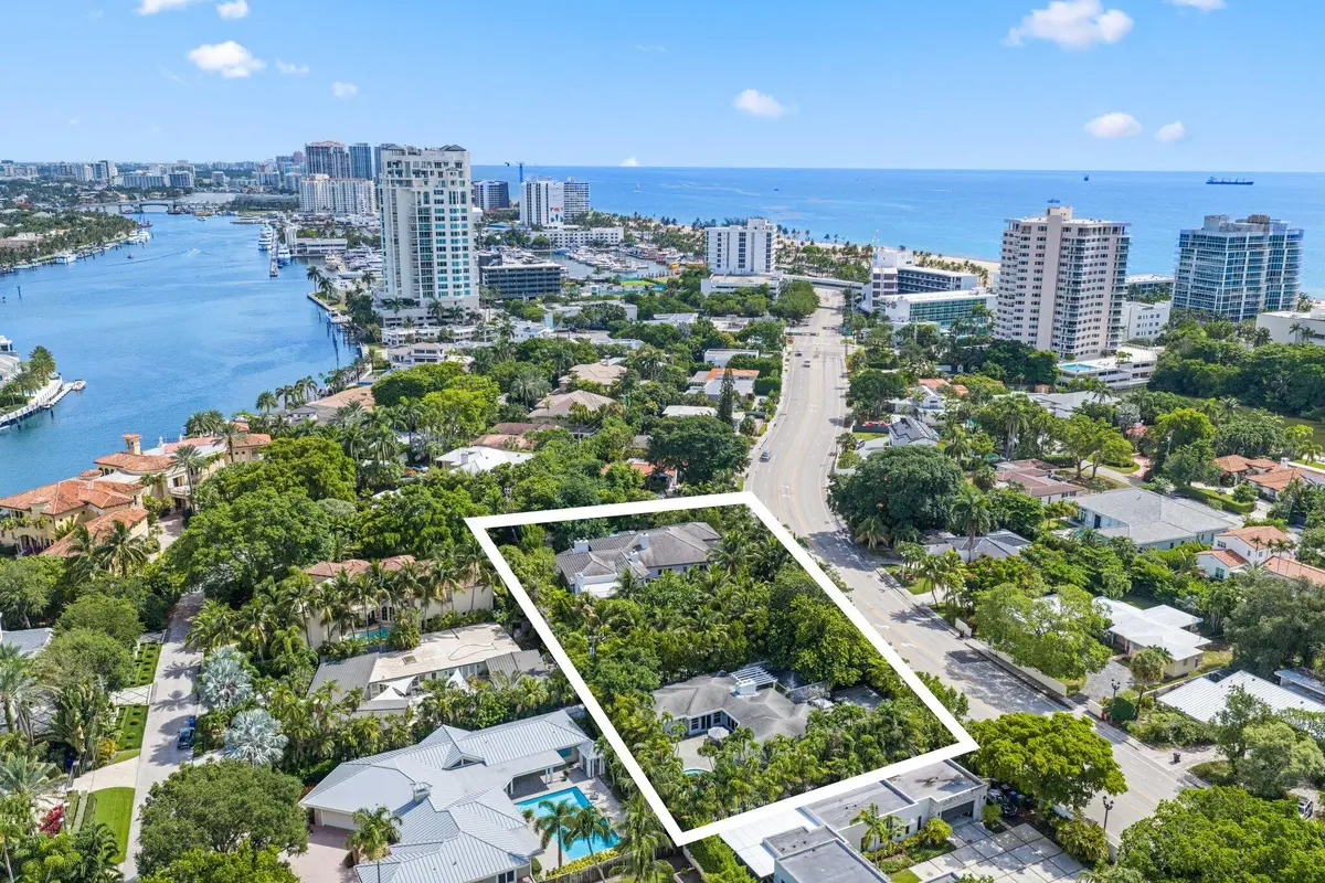 12 Sylvan Lane - 114.jpg-SMALL at 1313 Seabreeze Boulevard, Fort Lauderdale
