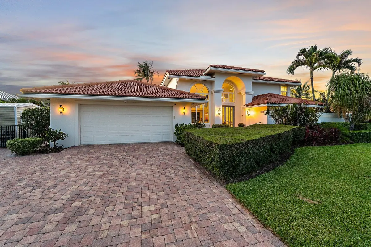 8565 SE Palm Street at 8565 SE Palm Street, Hobe Sound