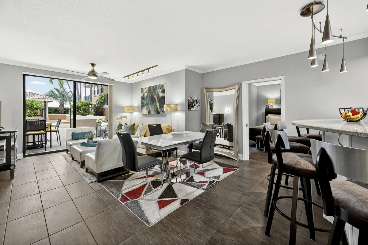 004_Open Floor Plan at 511 Lucerne Avenue 312, Lake Worth Beach