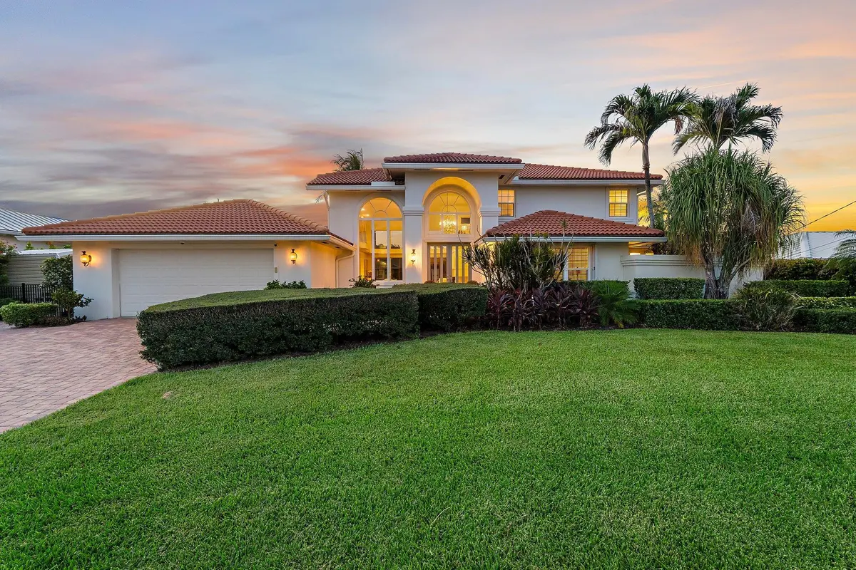 128-8565SEPalmSt-HobeSound-SMALL at 8565 SE Palm Street, Hobe Sound