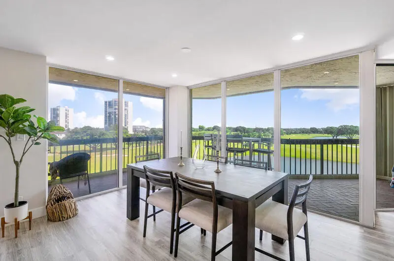 DINING AREA at 1900 Consulate Place 406, West Palm Beach
