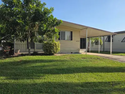 6937 SE Delegate Street, Hobe Sound – Manufactured Home for sale