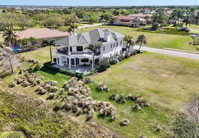 166 SE Bella Strano, Port St. Lucie – Single Family Residence for sale