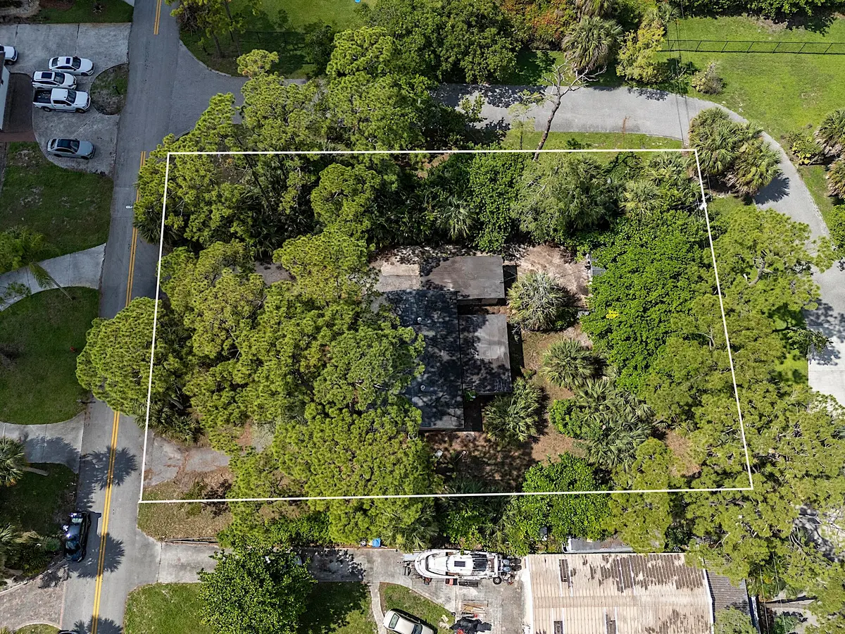 ivory.drone2 at 799 Ivory Lane, Haverhill