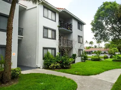 9122 W Atlantic Boulevard 713, Coral Springs – Condominium for sale