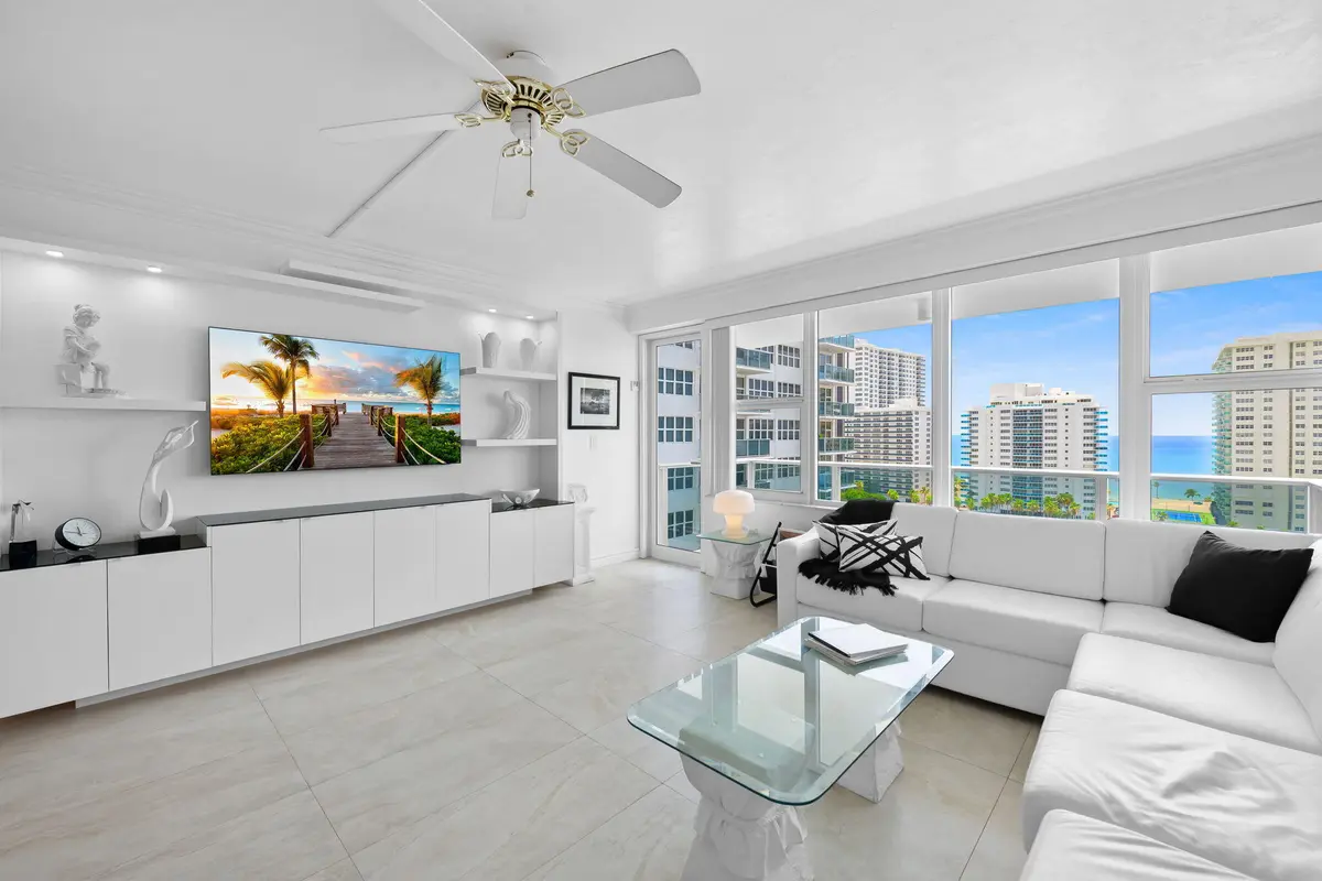 20-web-or-mls-DSC_9719 at 3333 NE 34th Street 1414, Fort Lauderdale