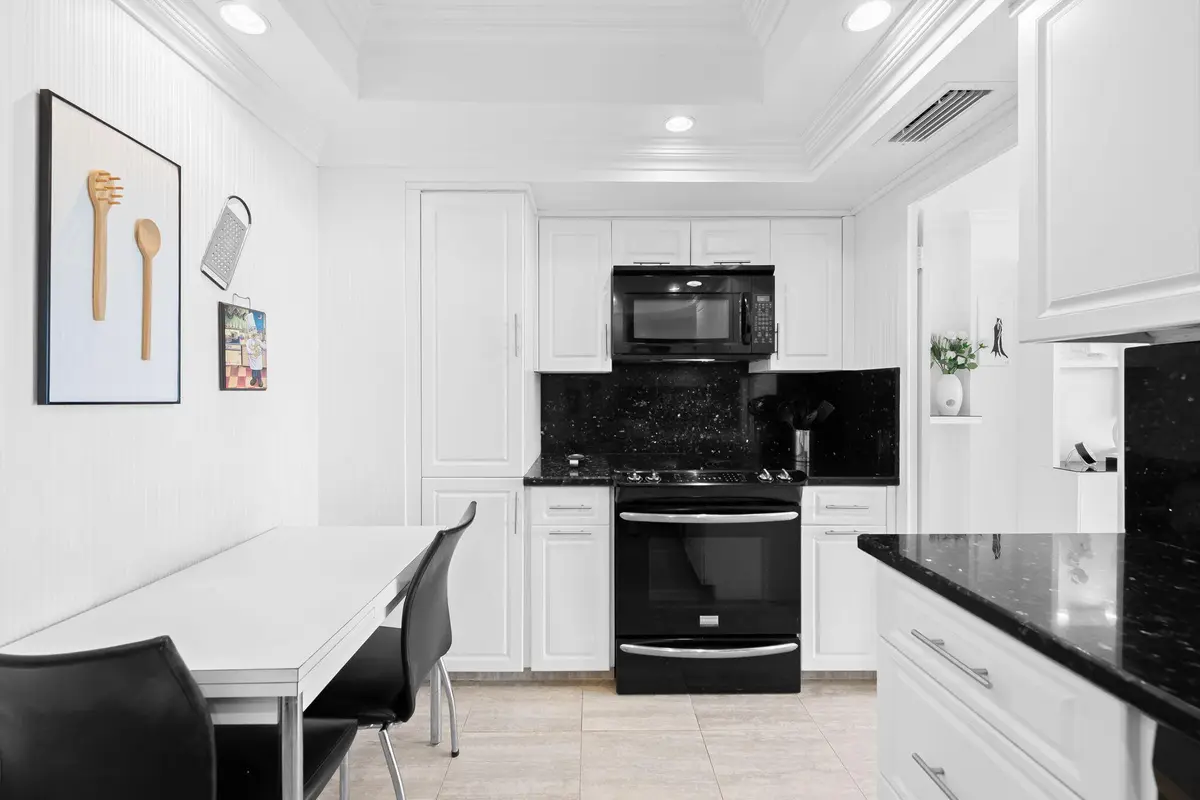 23-web-or-mls-DSC_9743 at 3333 NE 34th Street 1414, Fort Lauderdale