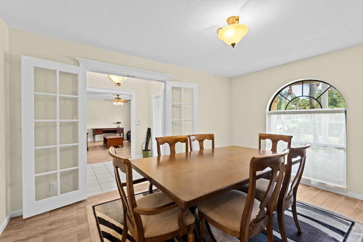 8-web-or-mls-A7409426 at 1707 Primrose Lane, Wellington