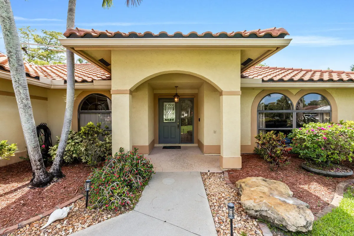 4-web-or-mls-A7409537 at 1707 Primrose Lane, Wellington