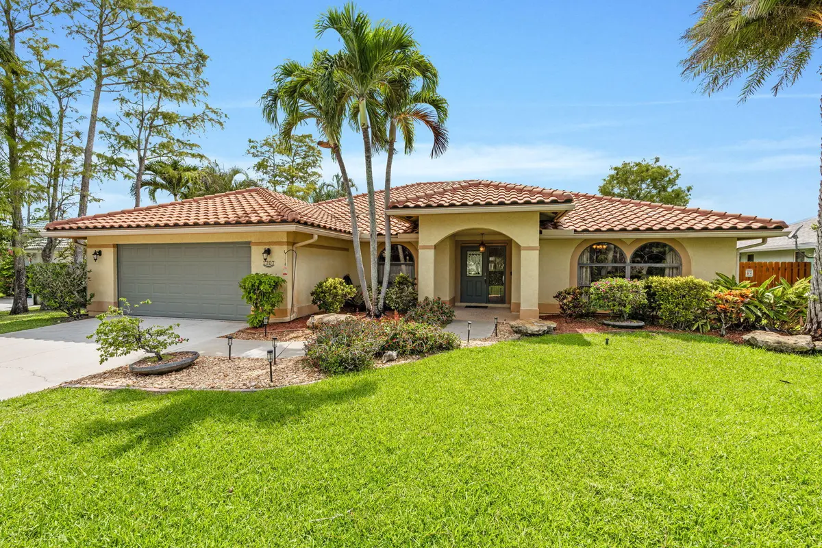 3-web-or-mls-A7409536 at 1707 Primrose Lane, Wellington