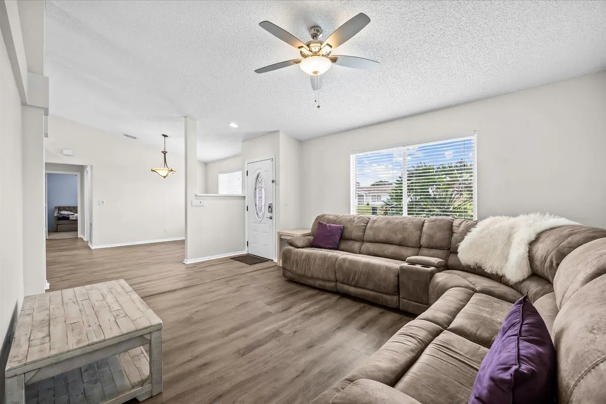 08-jean in-28 at 697 SW Jeanne Avenue, Port St. Lucie