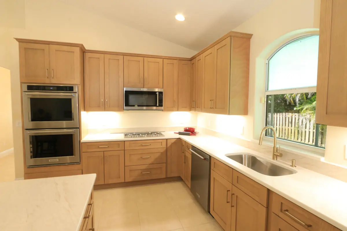 GAS COOKTOP at 2879 SE Peru Street, Port St. Lucie