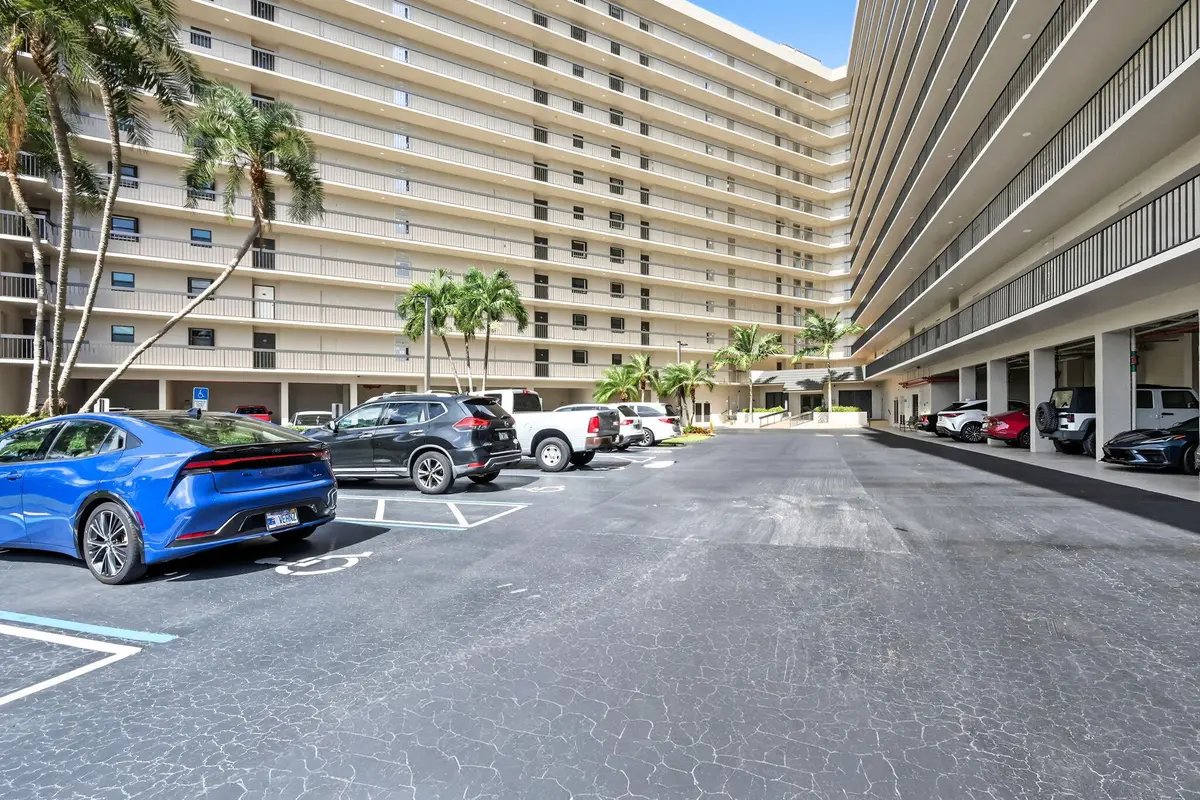 2-web-or-mls-5P1A3202 at 801 S OCEAN Drive 1107, Fort Pierce