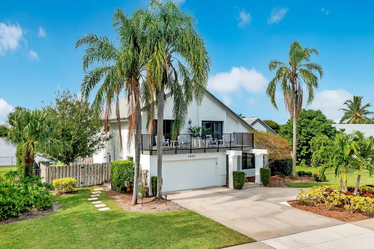 Front Elevation at 1457 Sailboat Circle, Wellington