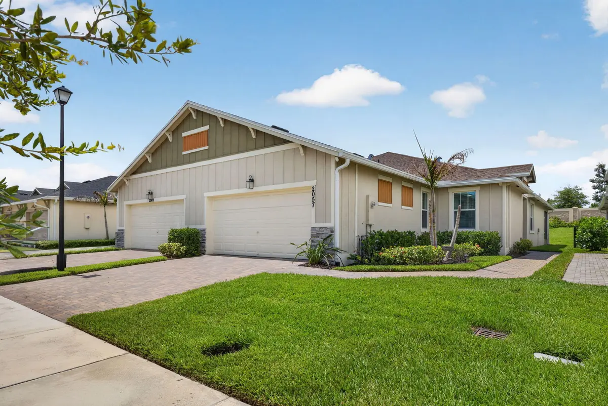 4-web-or-mls-3A5A9625 at 2057 SE Crosswood Way, Port St. Lucie